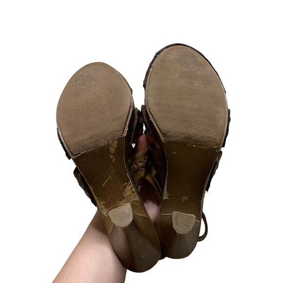 Candie's Vintage Platform Closed Toe Rachelle Vegan Leather Retro Heels Size 9 - Picture 5 of 7